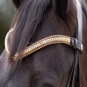 Forme de vague Golden Clincher & Crystals bande décorative de front de cheval en cuir noir de qualité supérieure dans toutes les tailles et couleurs de forme personnalisées - Product Image 3