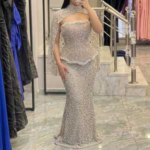 Robe de soirée sirène de luxe, longue, sans bretelles, ornée à la main de strass, avec cape de caractère à taille naturelle, pour réception de mariage - Product Image 1