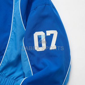 Ensemble de shorts d'entraînement respirants pour femmes, ensemble de vêtements de sport à capuche personnalisé, ensemble de vêtements de détente, ensemble de vêtements de sport tendance pour femmes - Product Image 3