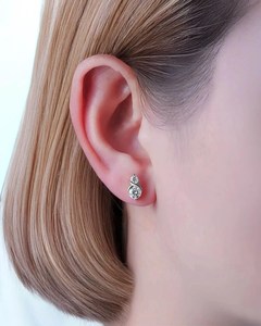 ต่างหูเพชรทรงกลม 0.51 กะรัต เพชรเลี้ยงในห้องปฏิบัติการ ดีไซน์อินฟินิตี้ ทองคำแท้ 14K เครื่องประดับชั้นดีสำหรับผู้หญิง ของขวัญสำหรับงานแต่งงาน - Product Image 2