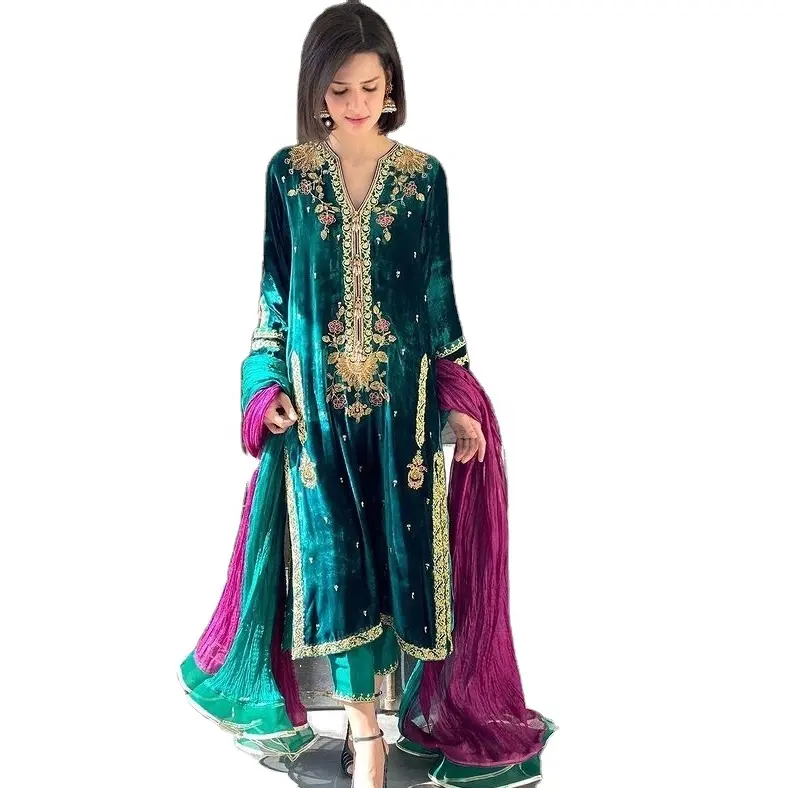 Schönes Design Kameez Shalwar Kurti Kleid in Samt Hochzeits kleidung Party kleid Anarkali Saree Kurta VON AJM TRADE HOUSE Pakistan