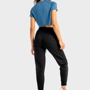 T-shirt pour femme en jersey de coton, toucher doux, respirant, décontracté pour l'été, manches courtes, col rond, tendance, coupe ajustée - Product Image 2