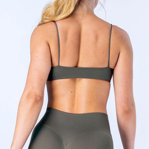 Ropa Deportiva de Secado Rápido con Cuello en U para Mujer, Ropa de Gimnasio de Venta Caliente, Fabricante de Ropa Deportiva Ajustada y Transpirable para Correr - Product Image 5