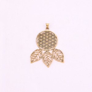 Colgante de Hoja de Geometría Sagrada Chapado en Oro, Tamaño 70x55MM - Product Image 1