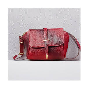 Bolso de cuero negro para mujer Bolso de cuero genuino de moda Bolsos de diseñador personalizables de mayorista indio - Product Image 4