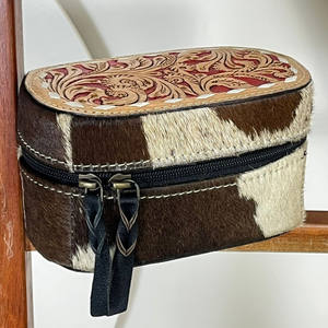 Productos de Tendencia 2026: Estuche de Viaje de Lujo en Cuero Grabado a Mano para Joyas, Collares, Anillos y Pendientes - Caja de Almacenamiento de Joyería para Viajar - Product Image 4