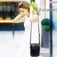 Petite sacoche bandoulière pour téléphone portable pour femmes en cuir véritable avec fermeture éclair, chaînes de perles, broderies et motifs personnalisés