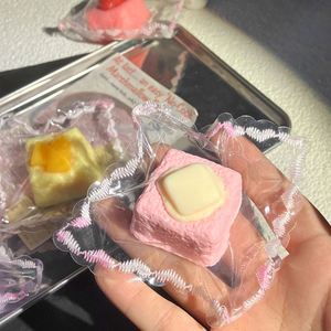 Juguete Realista de Pudín de Frutas Cuadrado en Miniatura, Juguete de Frutas para Apretar, Último Modelo en TPR, Productos para Todas las Edades - Product Image 5