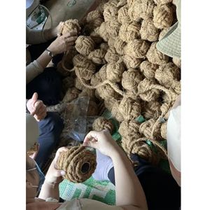 ลูกบอลเชือกใยมะพร้าวทำมือสำหรับสุนัข ทนทานต่อการกัด เป็นมิตรกับสิ่งแวดล้อม ของเล่นสัตว์เลี้ยง - Product Image 4