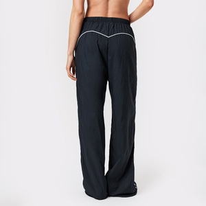 2026 Women's Fashion 100% Nylon Woven Colorblock Track Suit Breathable Oversized Fit 2-Piece Sports Suit Lightweight Tracksuits - Product Image 3