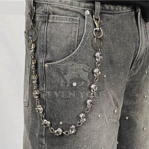 Pantalones Cortos Modernos con Pedrería para Hombre, Diseño Brillante, Hechos en Pakistán, para Uso Diario - Product Image 5