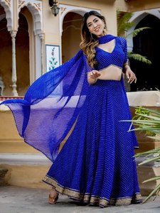 Lehenga Choli de Georgette Suave con Estampado Leheriya, Cordón Zari y Borde de Encaje, Estilo Bollywood Largo hasta el Suelo para Fiestas y Vestimenta Étnica - Product Image 3