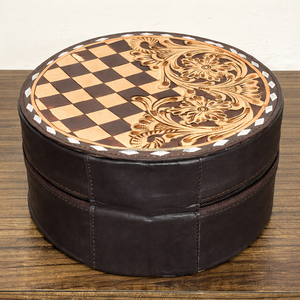 Boîte de rangement pour bijoux ronde en cuir de vache véritable artisanal à carreaux avec motif floral gravé, coffret à bijoux, cadeau pour femmes - Product Image 5