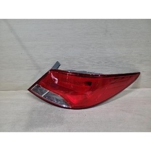 Feu arrière droit d'occasion Accent 924021R600 - Product Image 4