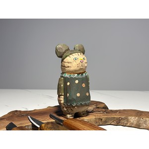 Hand-Carved Mango Wood Cat Figurine Wholesale | Moradabad Artisan | Natural Honey - Product Image 2