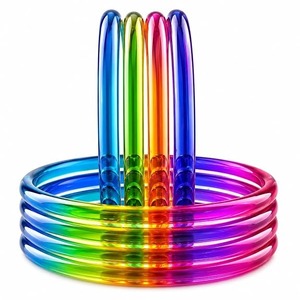 Ensemble de bracelets en verre brillant de style indien, bijoux féminins tendance pour mariage, festival et usage quotidien, en vente. - Product Image 3