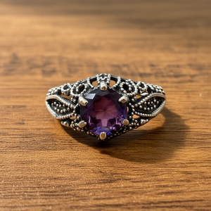 Anillo de Moda con Amatista de 3.1 Gramos de Peso - Product Image 3