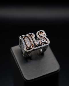 Anillos de Joyería Fina Personalizados con Logotipo de Letra, Moissanita Helada, Estilo Hip Hop, Certificados, con Engaste de Puntas, Plata 925, Bañados en Rodio y Plata - Product Image 3