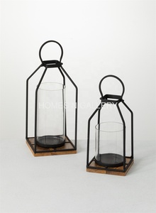 Lampe lanterne en verre de Noël au design classique Centres de table et guirlande de mariage de luxe élégants grossistes d'Inde - Product Image 4