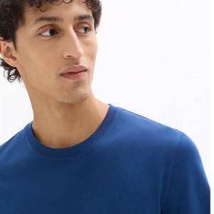 Camiseta de algodón de manga corta con cuello redondo para hombre, color sólido, ajuste regular, tejido azul, de alta calidad, transpirable y ecológica. - Product Image 5