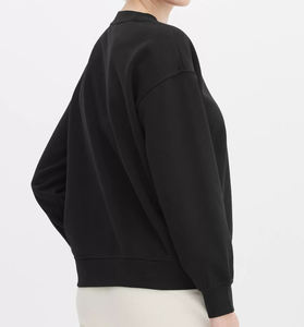 Sweat-shirt pour femme au design tendance, confortable, prix abordable, best-seller, respirant et à séchage rapide. - Product Image 4