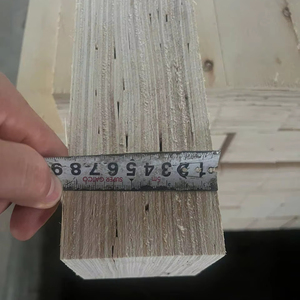 Poutre en LVL de pin structurel du fabricant vietnamien, bois lamellé-collé pour coffrage de construction, échafaudage et support de bâtiment - Product Image 3