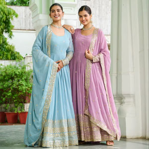 Robe en Faux Georgette avec Dupatta Brodé, Style Soirée, Réversible, Longueur Maxi - Product Image 1