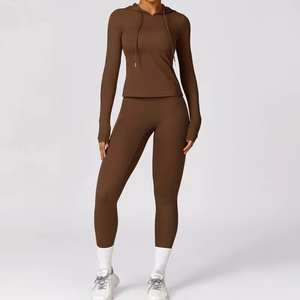 Ensembles de sport et yoga pour femmes en gros – Shorts à cordon et hauts sexy personnalisés deux pièces, anti-humidité, extensibles dans les quatre sens - Product Image 2