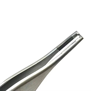 Pinzas Adson de Alta Precisión con Puntas Finas, Instrumento Quirúrgico de Acero Inoxidable Duradero para Profesionales - Product Image 5