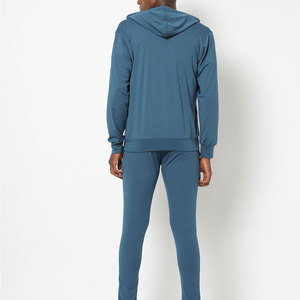 Ensemble de survêtement deux pièces pour homme, look et confort athlétiques, coupe standard, pour la gym et le streetwear - Product Image 4