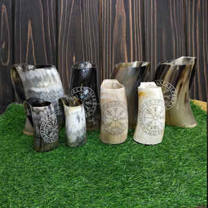Elegantes tazas de cuerno vikingas hechas a mano con acabado brillante premium al mejor precio - Product Image 3