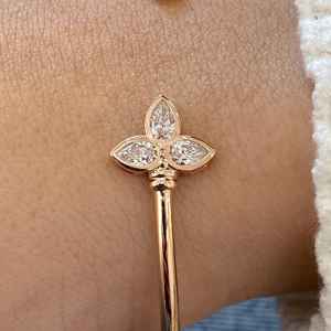 กำไลข้อมือเพชรทรงลูกแพร์ 1.2 กะรัต เพชรสร้างในห้องปฏิบัติการ ทองคำแท้ 14K สีโรสโกลด์ E VS1 รับรองโดย IGI ขนาด 7 ซม. ตัวล็อกแบบก้ามกุ้ง ดีไซน์หรูหรา - Product Image 4
