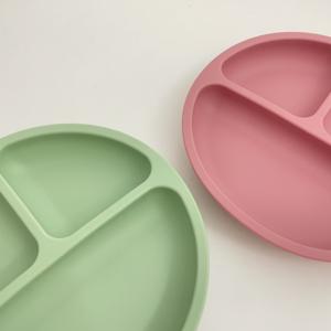 Food-Grade Silicone Suction Plate for Babies Toddler Feeding Tray Eco-friendly Baby-led weaning plate Microwave Dishwasher safe - Product Image 4