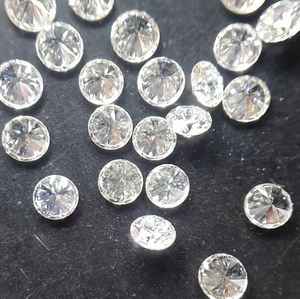 Diamante Blanco Corte Brillante Redondo Cultivado en Laboratorio, Claridad VVS, Color G, Perforado con Láser, Diamante Suelto - Product Image 2