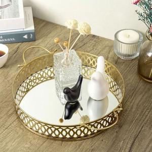 Bandeja de espejo redondo de Metal de diseño lujoso, bandeja de cristal dorada de estilo británico - Product Image 5