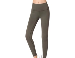 ราคาขายส่ง ชุดออกกำลังกายผู้หญิง กางเกงเลกกิ้งคุณภาพพรีเมียม กางเกงเลกกิ้งผู้หญิง สั่งทำโลโก้ได้ ชุดฟิตเนสผู้หญิง กางเกงเลกกิ้ง - Product Image 1