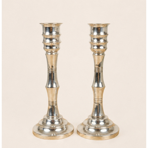 Ensemble de porte-bougies en argent de luxe, élégants supports en métal pour bougies, pour la décoration de table de mariage, d'événements spéciaux et de fêtes - Product Image 3