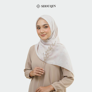 Shouqin Ayliz Elegant Anti-Wrinkle Printed Floral <b>Square</b> Voal Scarf Laser Cut Muslim Women Headwear <b>Hijab</b> Wholesale - Product Image 2