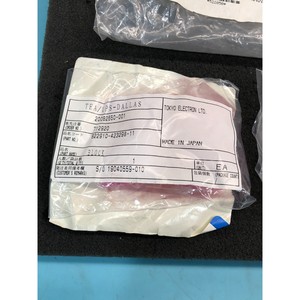2 Tokyo Electron TEL CT2910-423298-11 Block - อุปกรณ์และชิ้นส่วนเซมิคอนดักเตอร์ระดับโลกที่เชื่อถือได้จากที่นี่ - Product Image 1