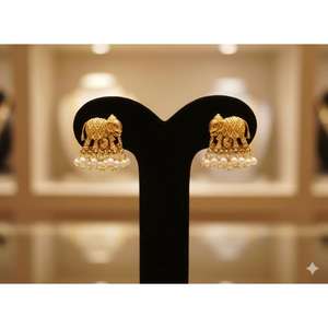 Boucles d'oreilles Kundan Chandbali spéciales Mehendi avec des gouttes de perles, bijoux de mariée traditionnels pour les mariages et les occasions festives - Product Image 5