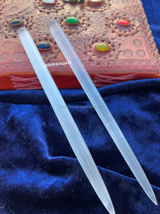 ขายส่งตะเกียบคริสตัลแบบเซเลไนท์ทำด้วยมือระดับพรีเมี่ยมอุปกรณ์รักษาทางจิตวิญญาณสำหรับการทำสมาธิเรกิและรับประทานอาหาร - Product Image 5