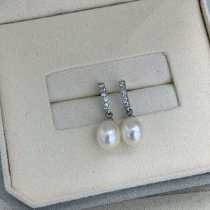 Boucles d'oreilles pendantes en perles d'eau douce Aurora Flawless de 6 à 7 mm, boucles d'oreilles en forme de goutte serties de diamants, accessoire de mode polyvalent - Product Image 3