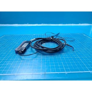 เครื่องขยายสัญญาณเซ็นเซอร์ไฟเบอร์ดิจิตอล KEYENCE FS-V21R ใช้ได้โดยไม่ต้องปรับปรุง อะไหล่อุปกรณ์เซมิคอนดักเตอร์รุ่นเก่า - Product Image 1