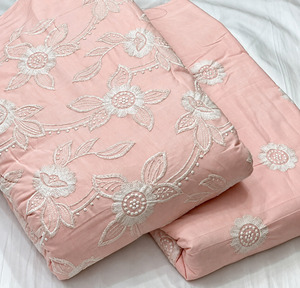 Tissu brodé malté, tissu à sequins, tissu en maille, tissu en filet pour robes de boutique, caftans, abayas et acheteurs en gros pour l'exportation - Product Image 4