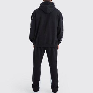 Prix de gros OEM Survêtement imprimé en relief pour homme, respirant, confortable, vêtements de sport de haute qualité à prix abordable - Product Image 3
