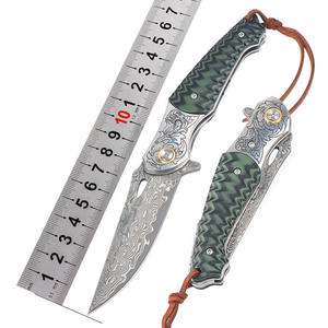 Cuchillo Plegable Multifuncional de Acero de Damasco para Camping y Actividades al Aire Libre con Funda de Cuero, Personalizable OEM, Cuchillo de Regalo con 1 Año de Garantía - Product Image 1