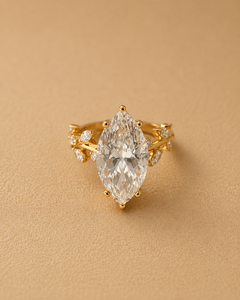 Bague de fiançailles en or massif 14 carats avec diamant de laboratoire marquise de 3 carats et bande à accent feuille, certifiée IGI, tendance - Product Image 1