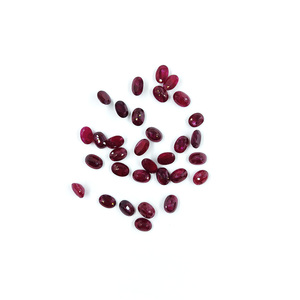 Rubis africains naturels non traités, ovales calibrés 5x7mm, pierres précieuses facettées naturelles, prêtes à l'emploi pour la création de bijoux - Product Image 3