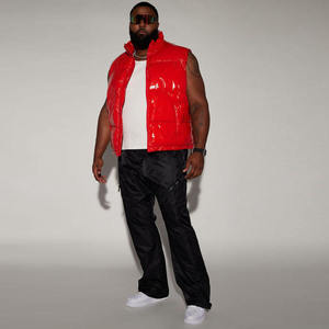 Best Quality Customize Padding Bubble Quilted Sleeveless <b>Vest</b> Custom Waistcoat Water-Resistant Warm Winter <b>Puffer</b> <b>Vest</b> for Men - Product Image 4