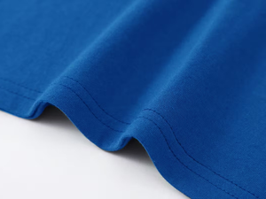 เสื้อยืดคอกลมแขนสั้นสีพื้นผ้าฝ้าย 100% ใส่สบาย ระบายอากาศได้ดี เป็นมิตรกับสิ่งแวดล้อม เหมาะสำหรับใส่ที่บ้าน สำหรับผู้ชายและผู้หญิง - Product Image 6